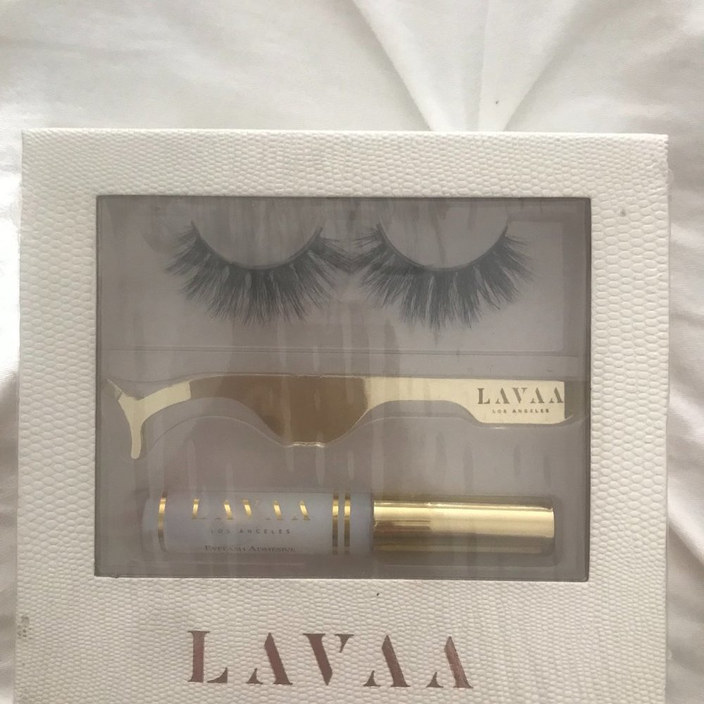 LAVAA Lashes